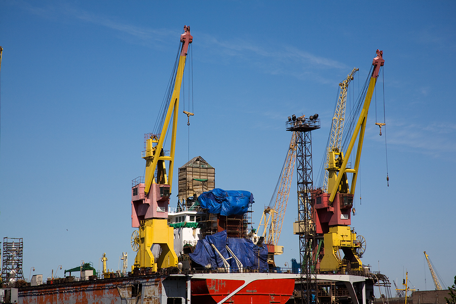 How to Ensure Longevity of Deck Cranes